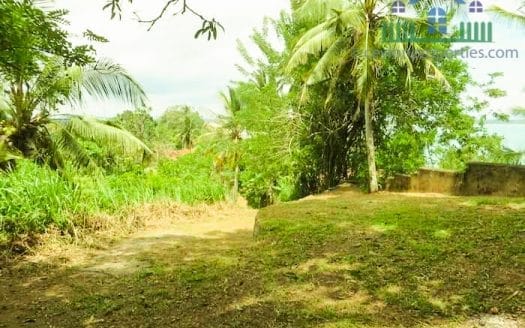 Ref : CS281 -Ideal Beach View Property