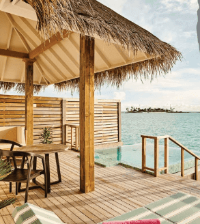 Ref : CM313 – Maldives Five Star Resort Island