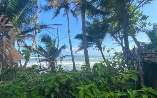 Ref : CS350 – Gorgeous Beach Property in Thalpe, Galle